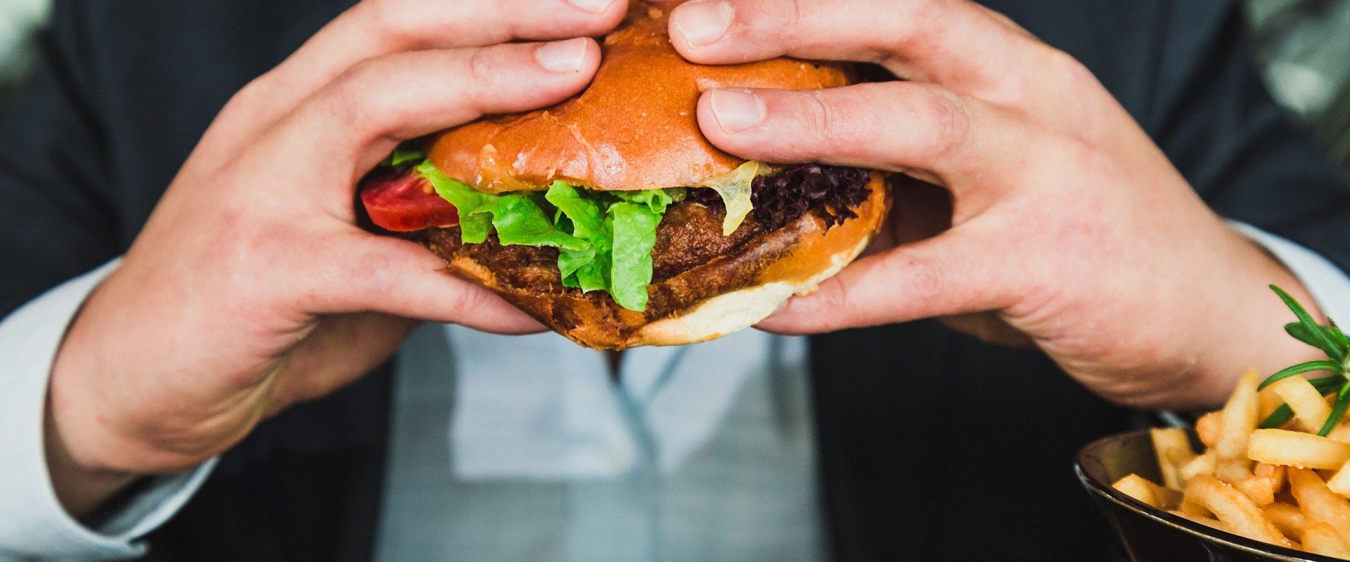 Is It Possible To find The Best Burger in NJ at Pinto's Porch